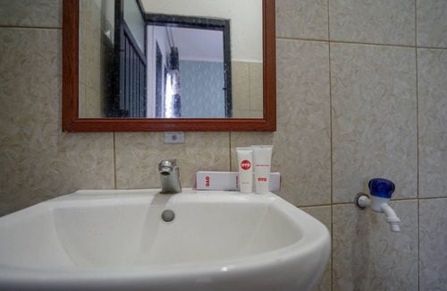 Lubuklinggau Hotel | OYO 1266 Green Palm Kostel Syariah