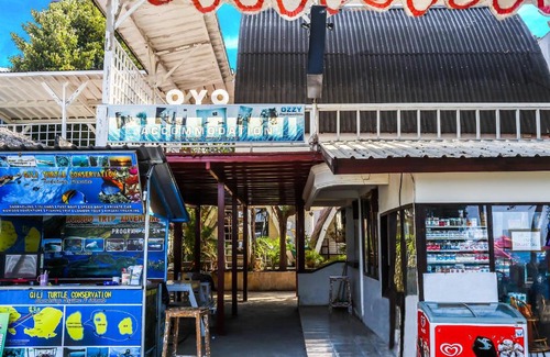 Gili Trawangan Hotel | OYO 1544 Ozzy Cottage & Bungalow