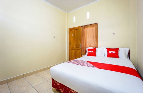 Manado City Centre Hotel | OYO 1720 A2b Residence