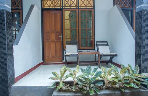 Senggigi Hotel | OYO 1929 Senggigi Hill View Homestay Syariah