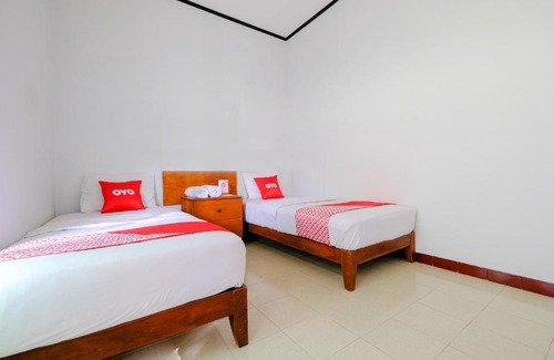 Senggigi Hotel | OYO 1929 Senggigi Hill View Homestay Syariah