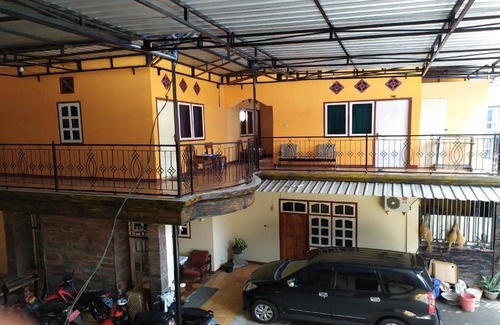 Taliwang Hotel | OYO 2423 Hotel Tubalong Taliwang Syariah