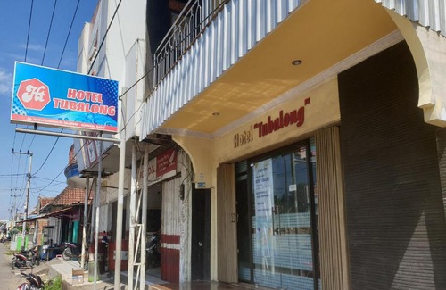 Taliwang Hotel | OYO 2423 Hotel Tubalong Taliwang Syariah