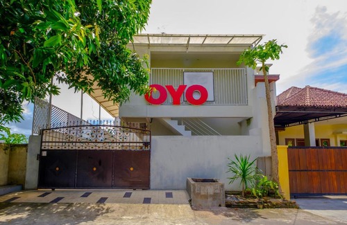Mataram Hotel | OYO 2499 Penginapan Ratu Emas Syariah