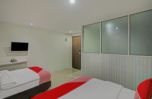 Medan Hotel | OYO 2574 Z Suites Hotel
