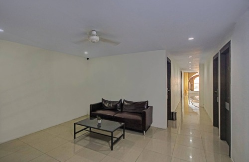 Medan Hotel | OYO 2574 Z Suites Hotel