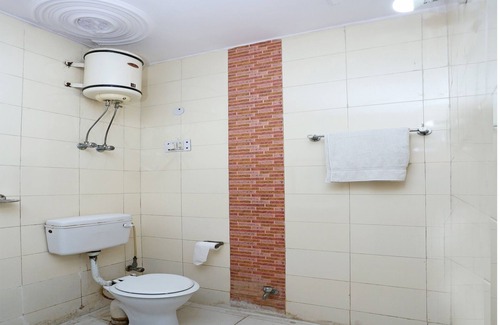 Kalkaji Hotel | OYO 542 Kalkaji Residency Bnb