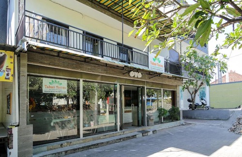 Tuban Hotel | OYO 734 Tuban Torres Accomodation