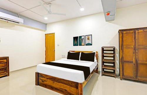 Gandhinagar Hotel | OYO 83492 Hotel Royal Park