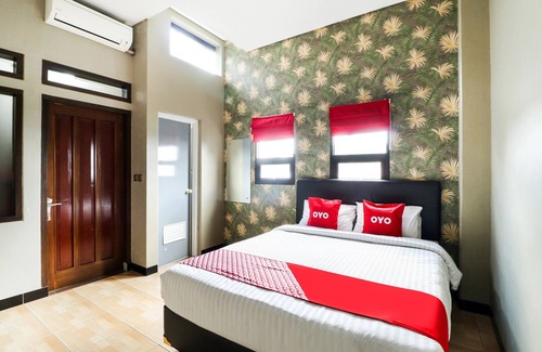 Parongpong Hotel | OYO 90026 Guest House Teras Waruga