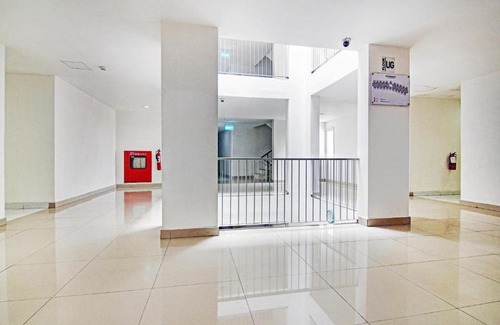 Tangerang Hotel | OYO 90554 Djaco Room