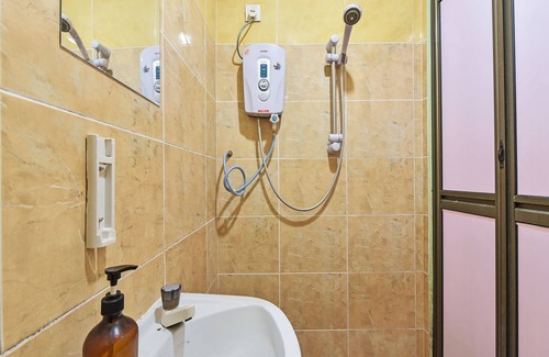 Ipoh Hotel | OYO 90765 Hotel Bajet Pulai