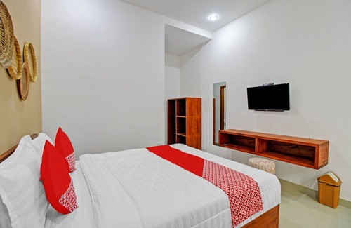 Mataram Hotel | OYO 90820 Madania Guesthouse Syariah