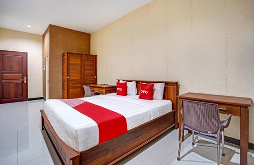 Surabaya Hotel | OYO 90889 Dkb Residence