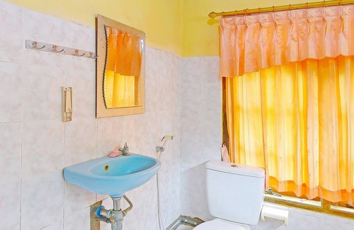 Munduk Hotel | OYO 91100 Pondok Kusuma Wisata