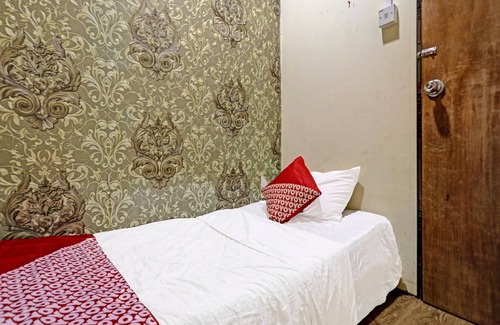 Lubuk Baja Hotel | OYO 91267 Sar Inn