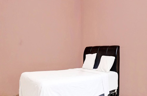Kupang Hotel | OYO 91416 Puri 88 HomestayNearNostalgia Park