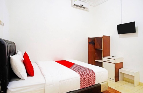 Bandar Lampung Hotel | OYO 91460 Guest House Kencana Syariah