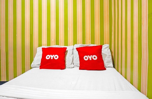Old Jakarta Hotel | OYO 92581 Tangki Residence 2