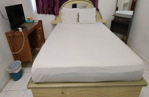 Kalimantan Hotel | OYO 92639 Ervina Homestay Syariah Batakan