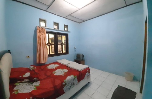 Cisarua Hotel | OYO 93018 Wisma Jayakarta