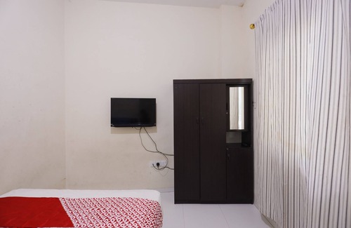 Lubuk Baja Hotel | OYO 93130 Baloi Homestay