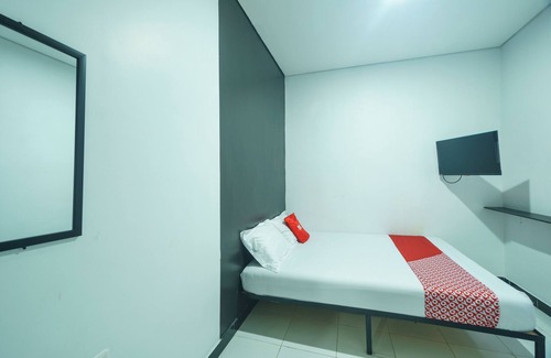 Duren Sawit Hotel | OYO 93133 Hotel Moraja Near Stikes Abdi Nusantara