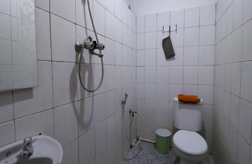 Manado City Centre Hotel | OYO 93168 Permata Ria Hotel
