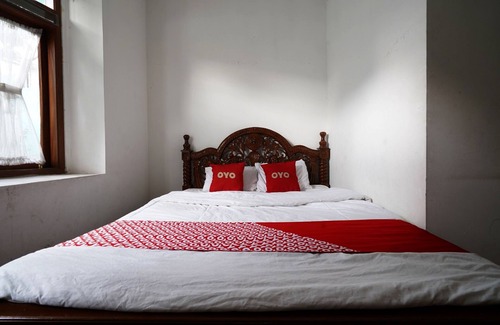 Parongpong Hotel | OYO 93248 Villa Syariah Astuti Lestari