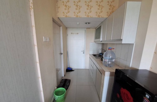 Karawang Hotel | OYO 94036 Apartement Sentraland By Helen Mangement