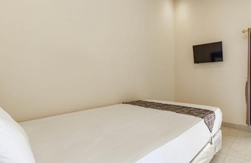 Tegallengah Hotel | OYO 94152 Pondok Wisata Alan Dinah