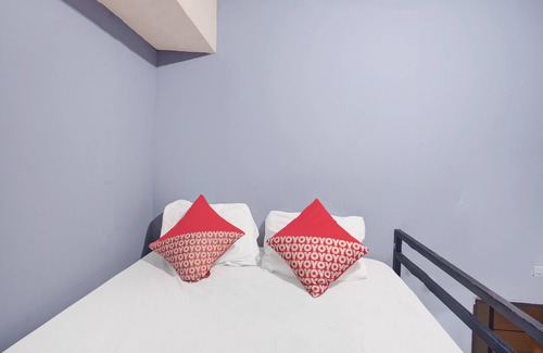 Kemang Hotel | OYO 94502 Helloroom Bangka