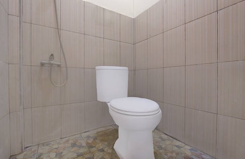 Banaran Hotel | OYO 94673 Guesthouse Syariah