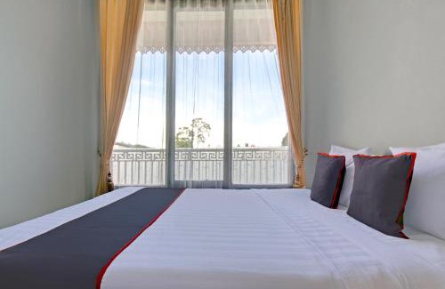 Temanggung Hotel | OYO 94674 Guesthouse Sabar Makmur Kledung