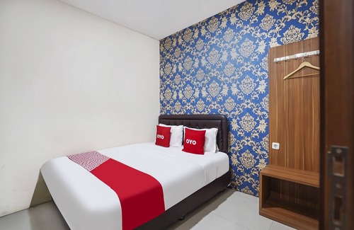 Surabaya Hotel | OYO D'lima Guest House Sub