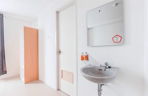 Tangerang Hotel | OYO Flagship 1170 The Habitat Karawaci