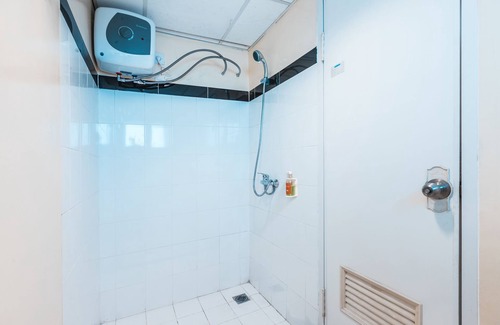 Tangerang Hotel | OYO Flagship 1170 The Habitat Karawaci