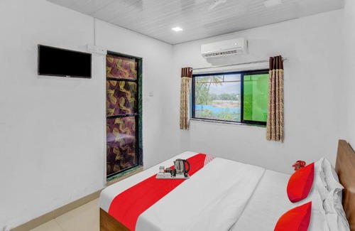 Khalapur Hotel | OYO Flagship Malhar Lodging & Boarding