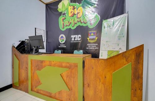 Parongpong Hotel | OYO Homes 91156 Eco Tourism Big Farmer Desa Kertawangi Syariah