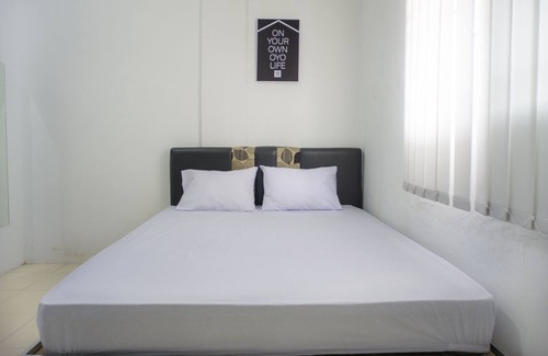 Medan Hotel | OYO Life 2366 Gatsu Kost