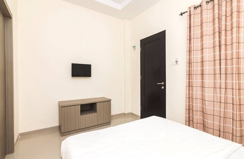 Batam Hotel | OYO Life 2735 Graha Nirwana