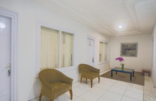 Bandung Hotel | OYO Life 3055 Rumah Enin