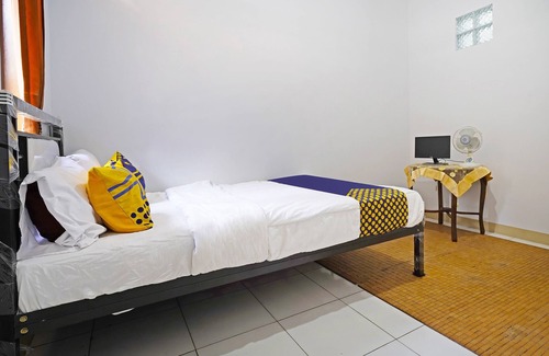 Cihanjuang 1 Hotel | OYO Life 91469 Pondok Pelita