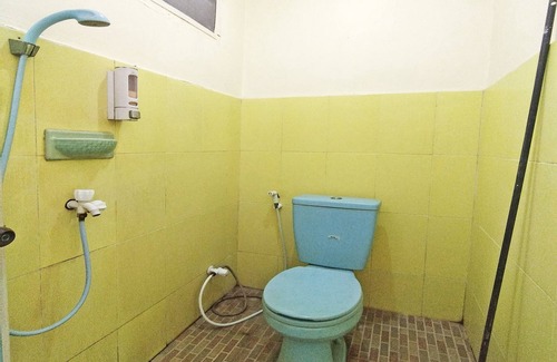 Kuala Tungkal Hotel | OYO Life 92291 Hotel Cahaya Syariah