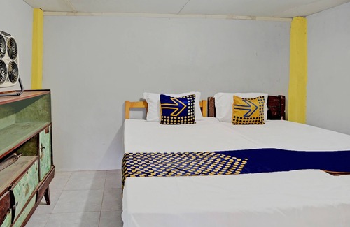 Surabaya Hotel | OYO Life 92461 Aini Syariah Homestay