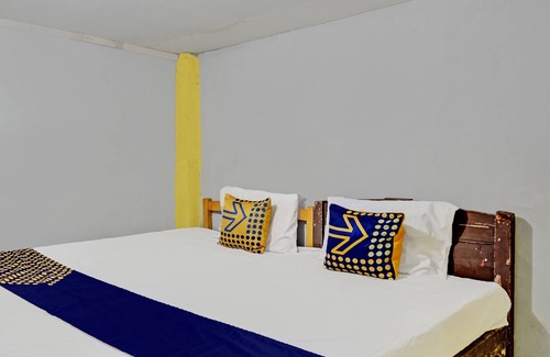 Surabaya Hotel | OYO Life 92461 Aini Syariah Homestay