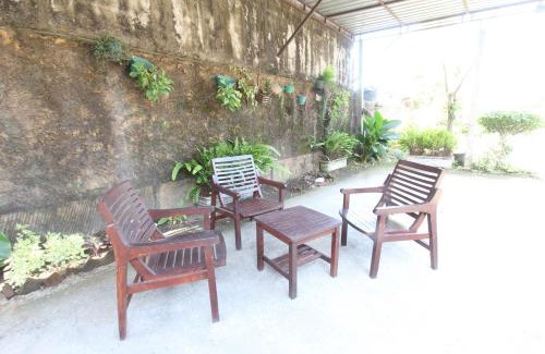 Mataram Hotel | OYO Life 93403 Penginapan Adinda