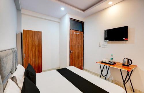 Noida Hotel | OYO Sonu Residency