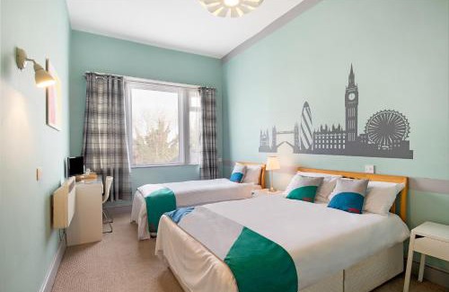 Wembley Park Hotel | OYO The Green Man Pub And Hotel