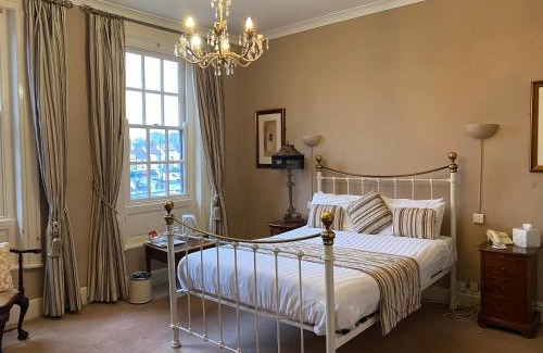 Stokesley Hotel | OYO The Leven